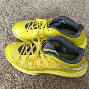 Nike Air Max LeBron 10 Low Men’s Size 9.5